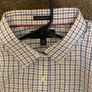 Banana Republic Untucked Fit Mens Dress Shirt